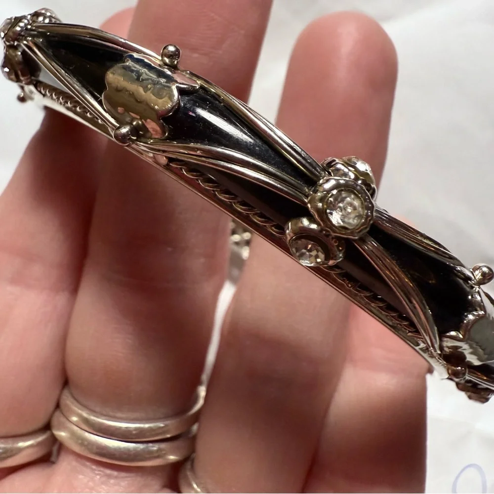 Bangle bracelet silver black w crystals vintage costume jewelry - Picture 8 of 10